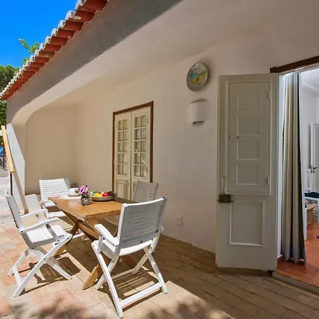 Namibe Na Quinta Da Balaia Αλμπουφέιρα